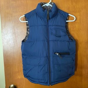 Gap reversible vest blue and camouflage